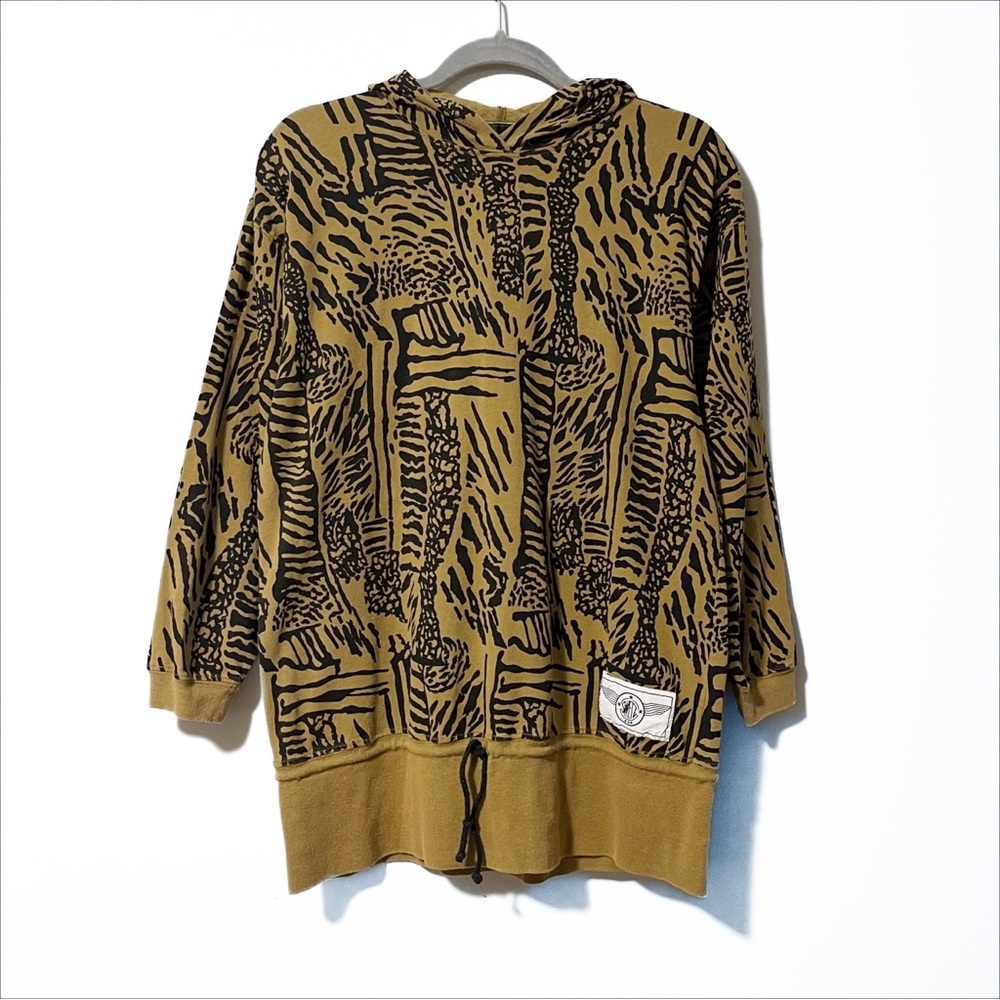 Vintage 90s | Marika | Made in USA Oversized Graphic Hoodie Streetwear